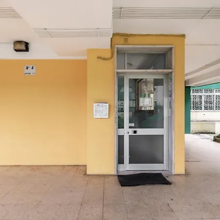 Isabel Dream I, 400m From The Train Rinchoa