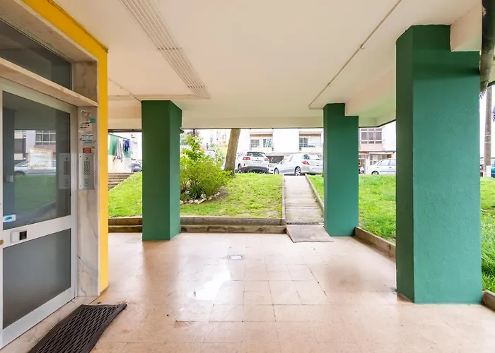 Isabel Dream I, 400m From The Train * Rinchoa